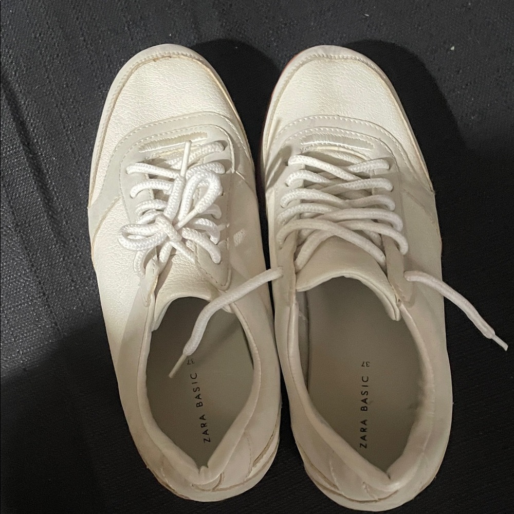 Zara Basic Cream Sneakers